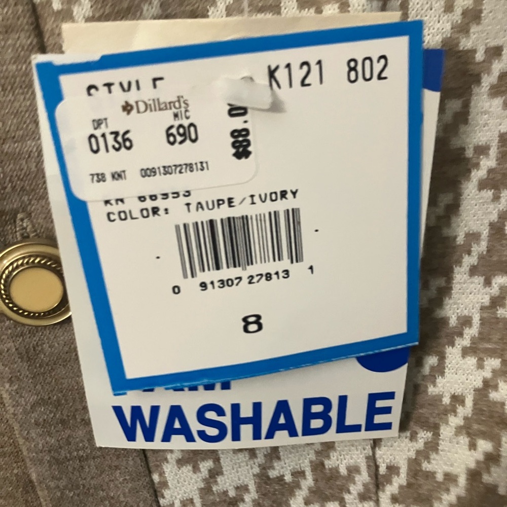 Leslie Fay Women's Tan Houndstooth Sweater - Picture 5 of 16